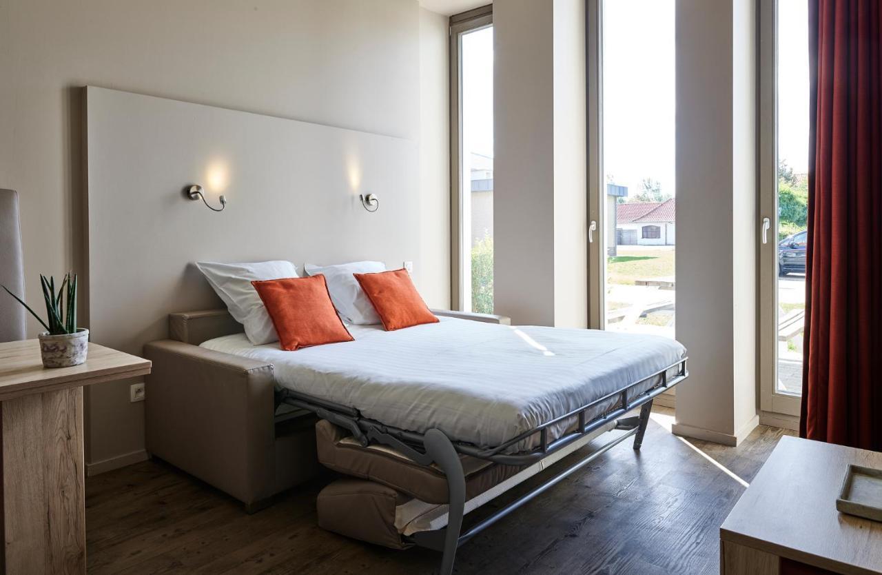 Holiday Suites Westende - Миделкерке Екстериор снимка