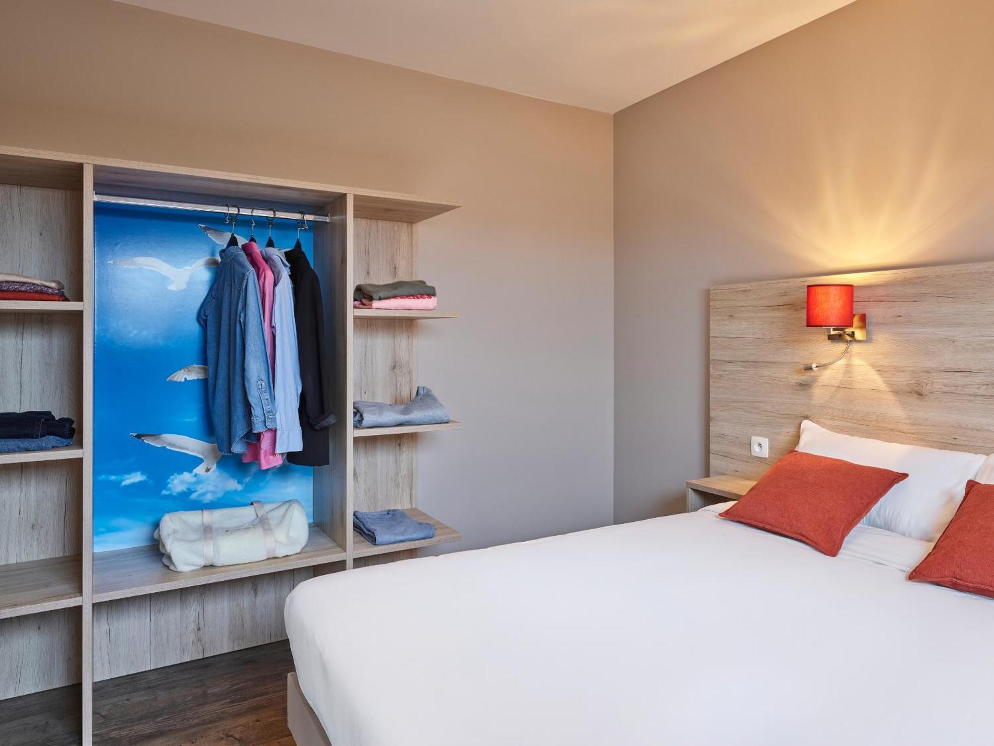 Holiday Suites Westende - Миделкерке Екстериор снимка